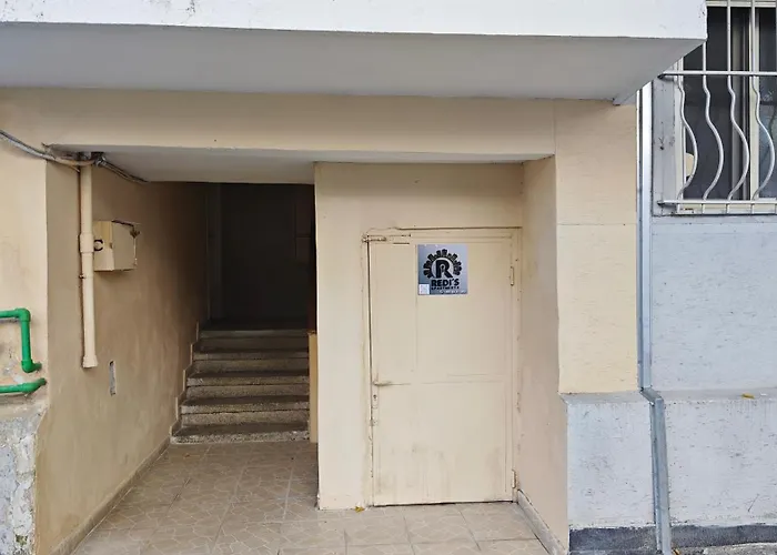 Redi\'S Apartments